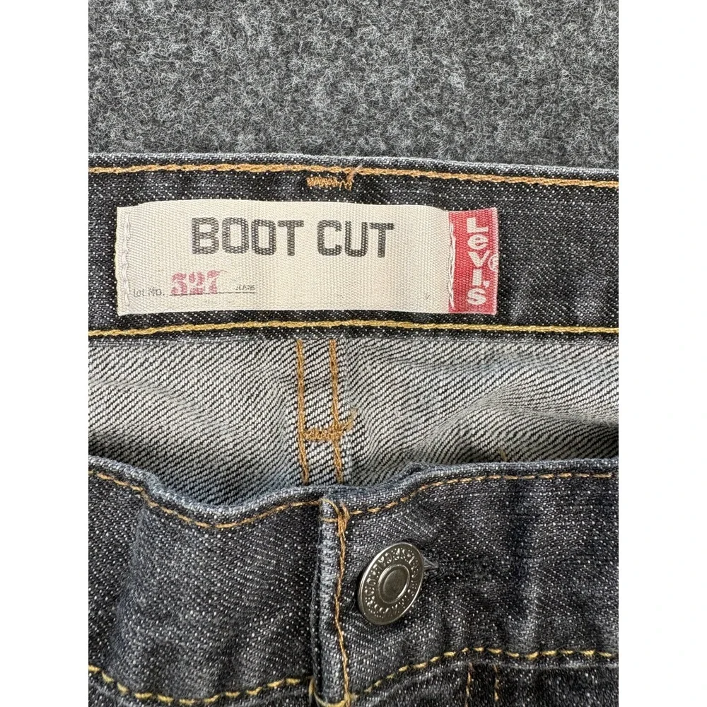 Levis levi 527
